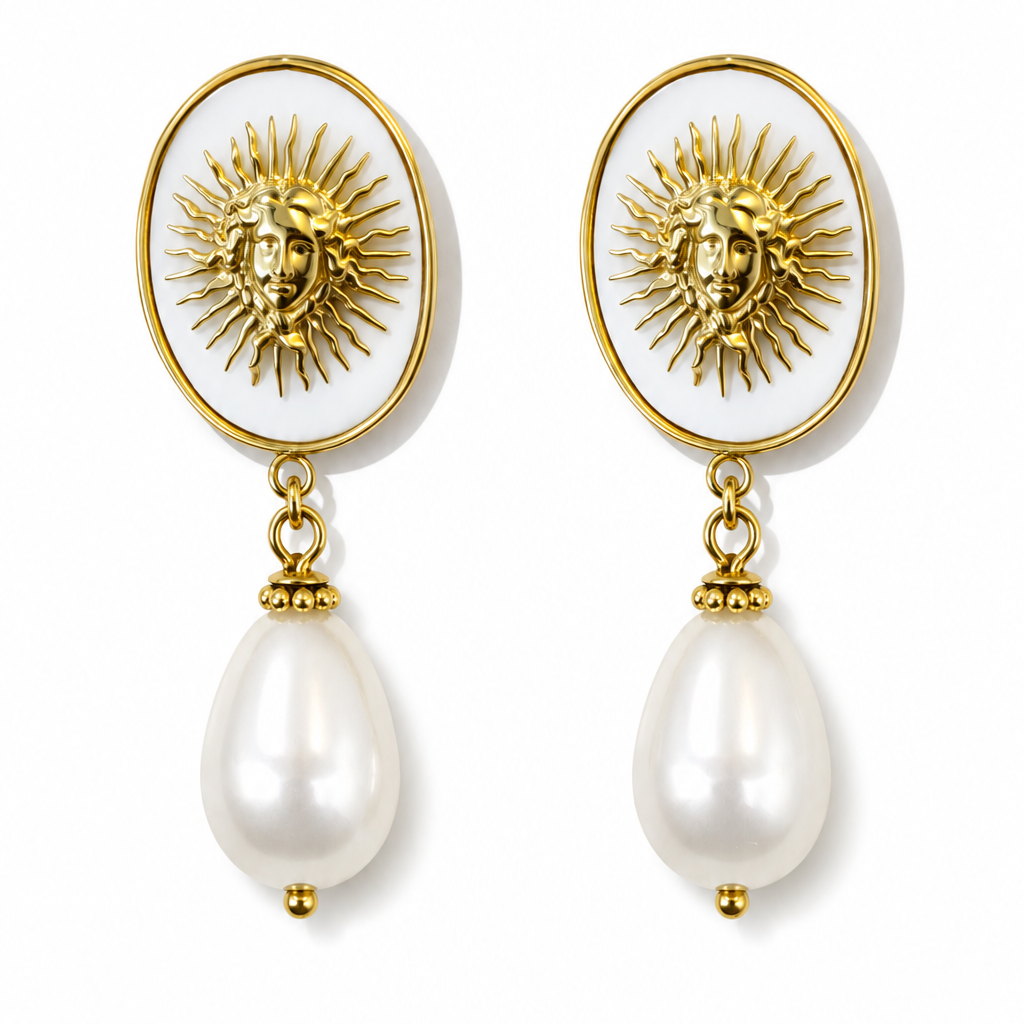 Versailles Earrings & Pearl Set