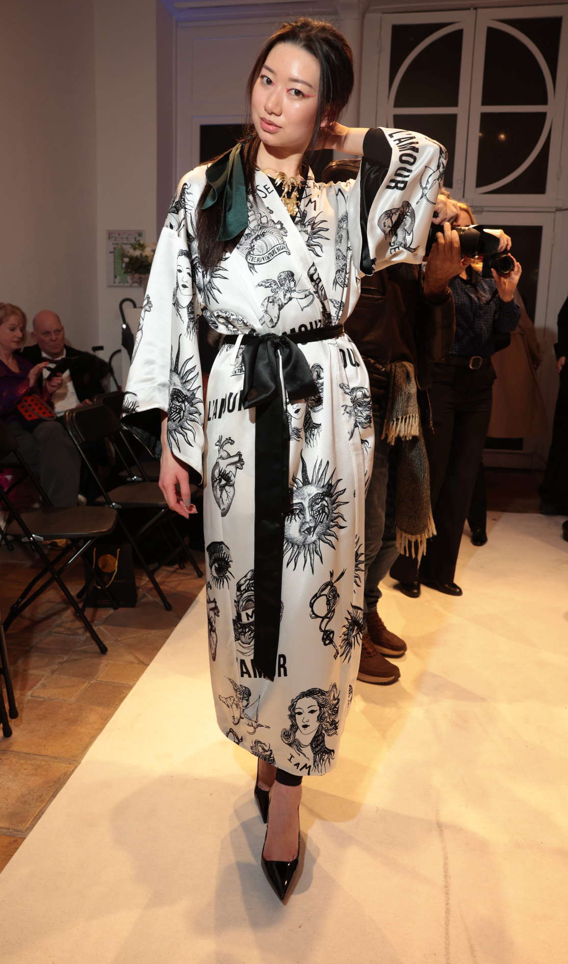 KIMONO ART COUTURE LET S GET DRESSED